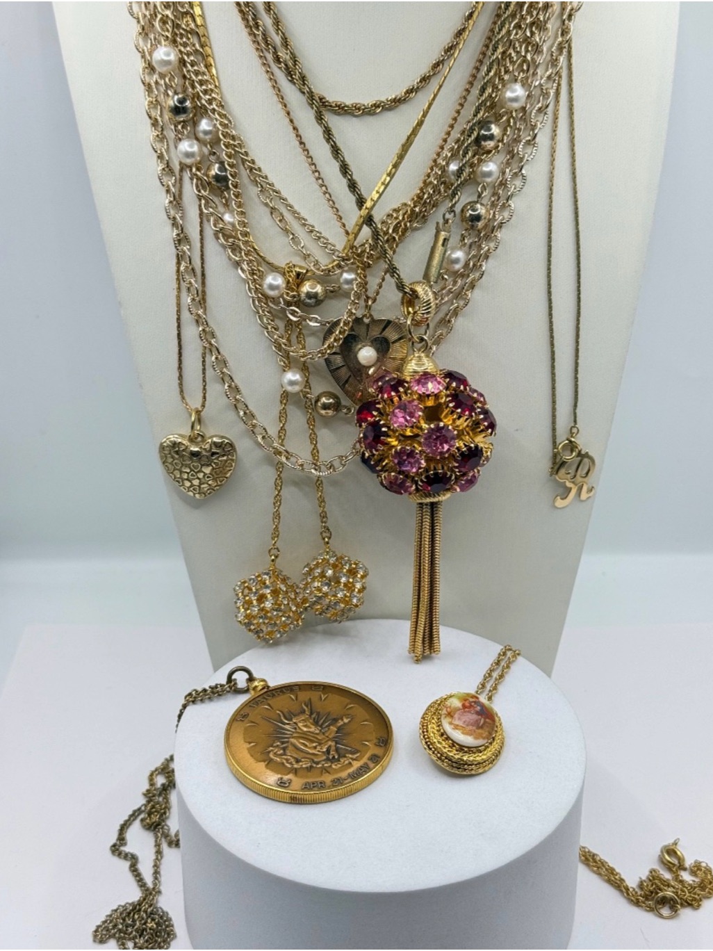 Vintage Gold Tone Necklace Lot Rhinestone Tassel Locket Heart Zodiac Pendant